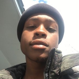 Meet your Posher, Kenneth